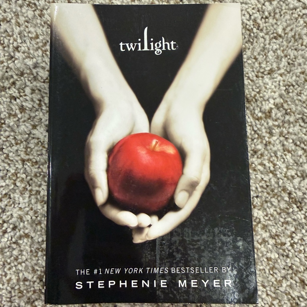 Twilight Book by Stephenie Meyer